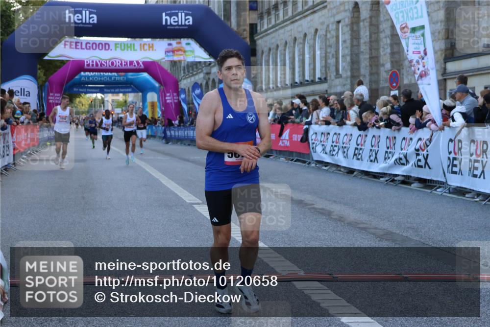 06.09.2026 - CURREX Alsterlauf Strokosch-Dieckow http://msf.ph/oto/10120658 06.09.2026 09:37:51 Ziel 2802, 3382, 5441, 5671, 6001, 6300 meine-sportfotos.de