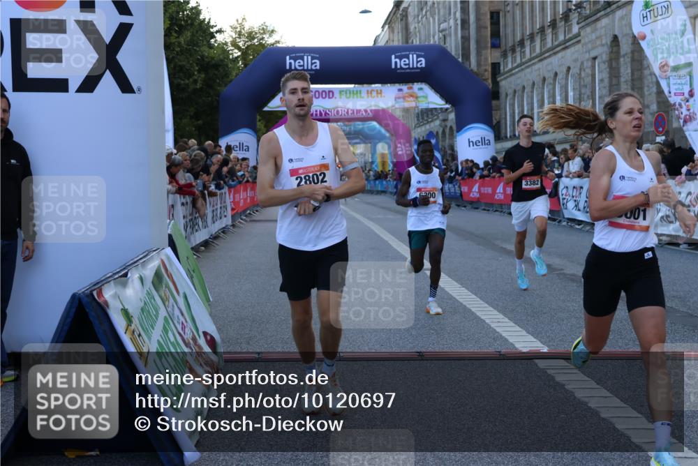 06.09.2026 - CURREX Alsterlauf Strokosch-Dieckow http://msf.ph/oto/10120697 06.09.2026 09:37:56 Ziel 2802, 3382, 5671, 6001, 6300, 8011 meine-sportfotos.de