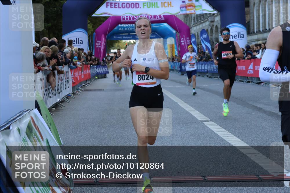 06.09.2026 - CURREX Alsterlauf Strokosch-Dieckow http://msf.ph/oto/10120864 06.09.2026 09:38:18 Ziel 2378, 3866, 4160, 4432, 4983, 5513, 6133, 6309, 8024 meine-sportfotos.de