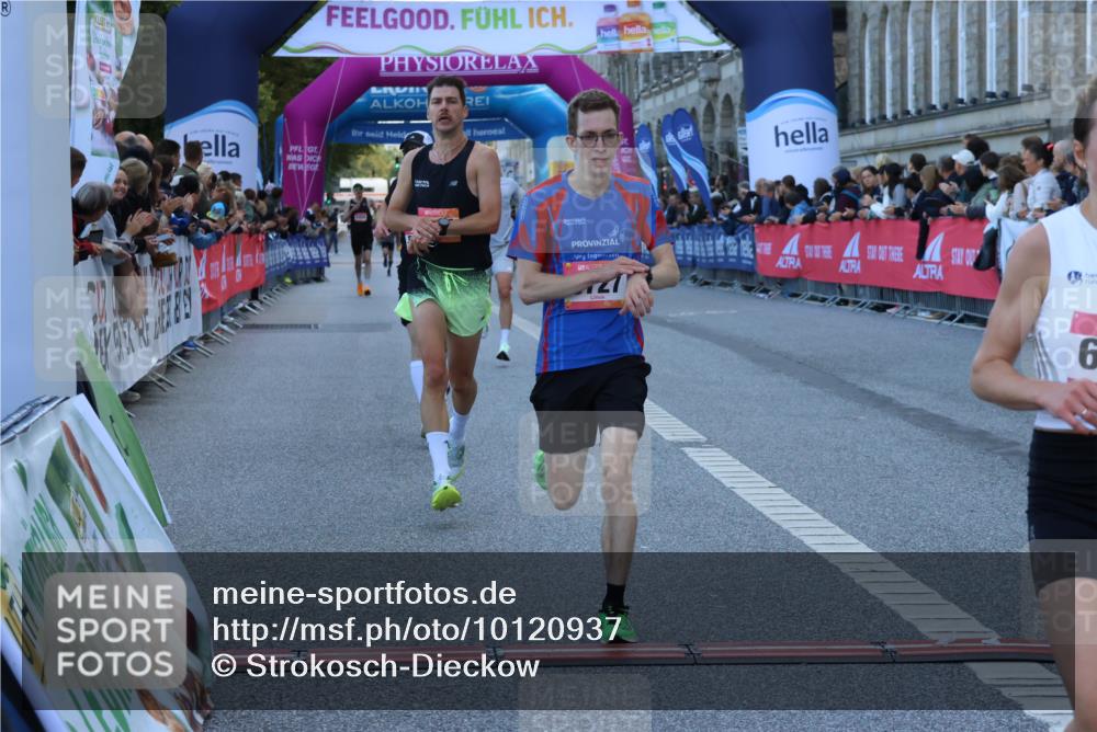 06.09.2026 - CURREX Alsterlauf Strokosch-Dieckow http://msf.ph/oto/10120937 06.09.2026 09:38:24 Ziel 2378, 4160, 4614, 4983, 5687, 5727, 6101, 6133, 6309, 8024 meine-sportfotos.de