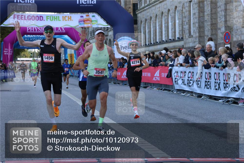 06.09.2026 - CURREX Alsterlauf Strokosch-Dieckow http://msf.ph/oto/10120973 06.09.2026 09:38:32 Ziel 2214, 3541, 4614, 5193, 5456, 5619, 5687, 6101, 6423, 8274 meine-sportfotos.de