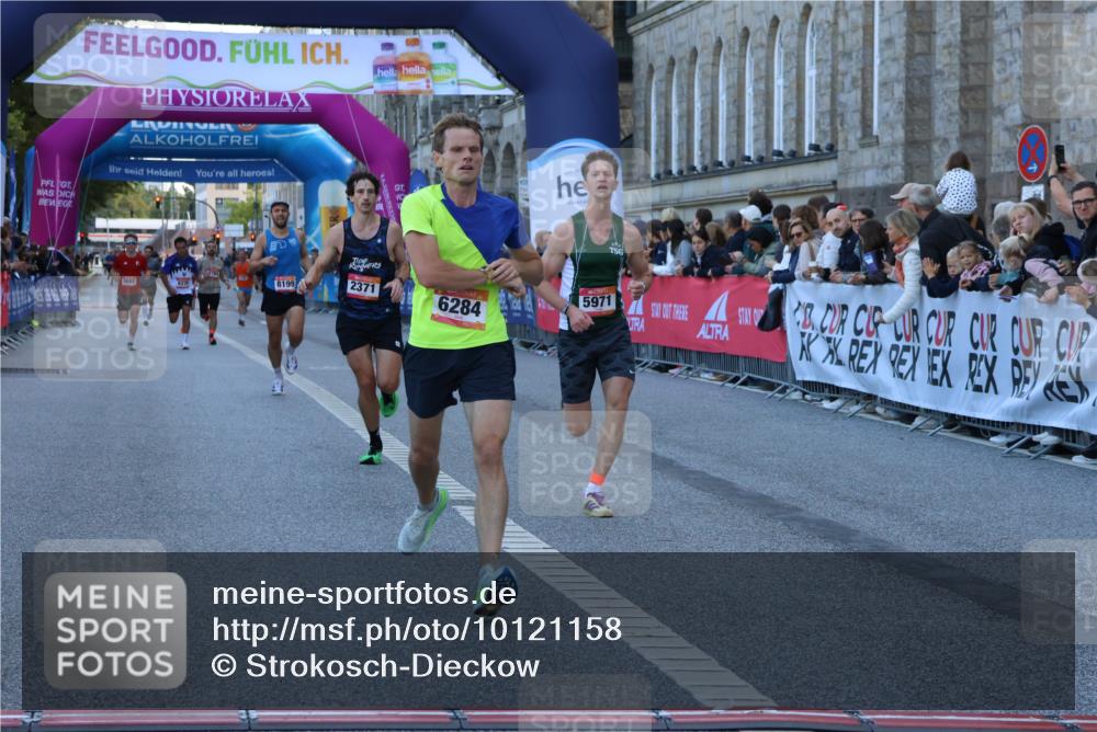 06.09.2026 - CURREX Alsterlauf Strokosch-Dieckow http://msf.ph/oto/10121158 06.09.2026 09:38:50 Ziel 2371, 3817, 5469, 5739, 5971, 6284, 8010, 8013, 8199 meine-sportfotos.de