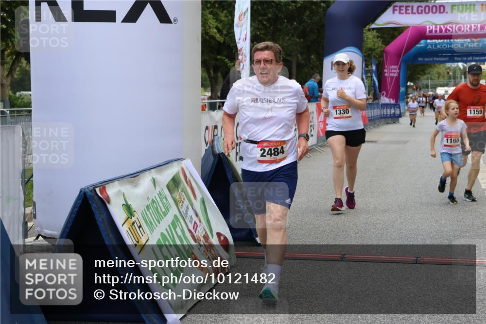 06.09.2026 - CURREX Alsterlauf Strokosch-Dieckow http://msf.ph/oto/10121482 06.09.2026 12:05:06 Ziel 1084, 1159, 1160, 1330, 2484 meine-sportfotos.de