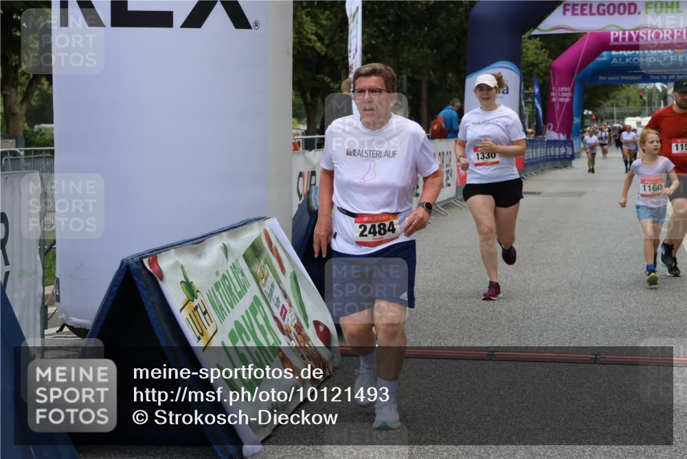 06.09.2026 - CURREX Alsterlauf Strokosch-Dieckow http://msf.ph/oto/10121493 06.09.2026 12:05:06 Ziel 1084, 1159, 1160, 1330, 2484 meine-sportfotos.de