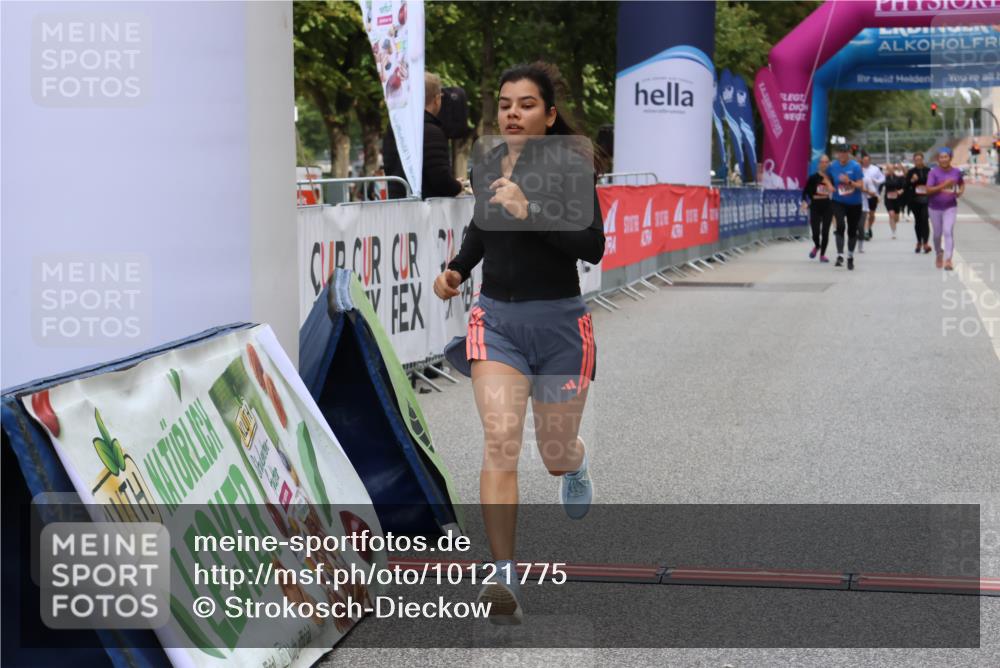06.09.2026 - CURREX Alsterlauf Strokosch-Dieckow http://msf.ph/oto/10121775 06.09.2026 12:05:45 Ziel 1131, 1304, 1327 meine-sportfotos.de