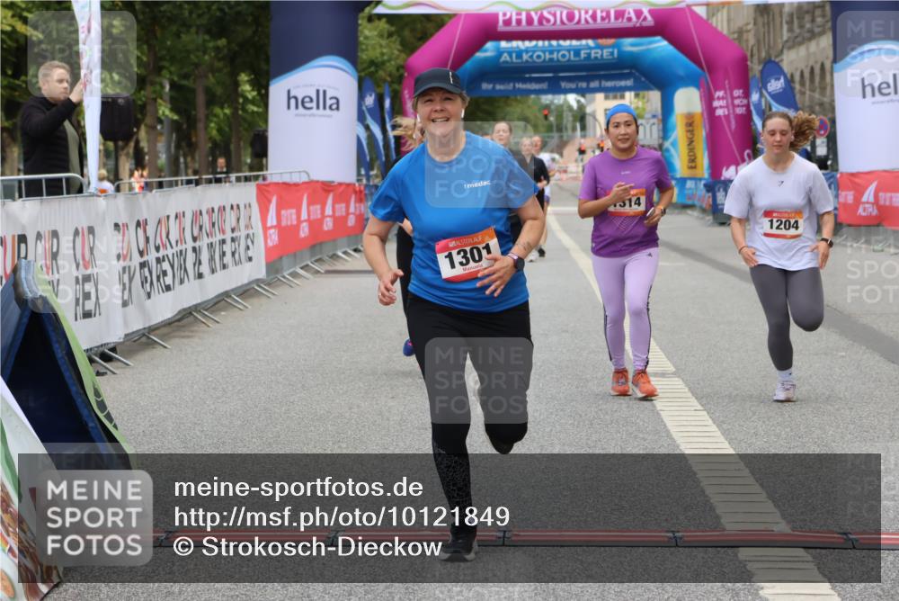 06.09.2026 - CURREX Alsterlauf Strokosch-Dieckow http://msf.ph/oto/10121849 06.09.2026 12:05:56 Ziel 1224, 1235, 1301, 1314 meine-sportfotos.de