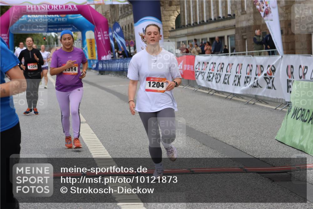 06.09.2026 - CURREX Alsterlauf Strokosch-Dieckow http://msf.ph/oto/10121873 06.09.2026 12:05:58 Ziel 1224, 1235, 1301, 1314 meine-sportfotos.de