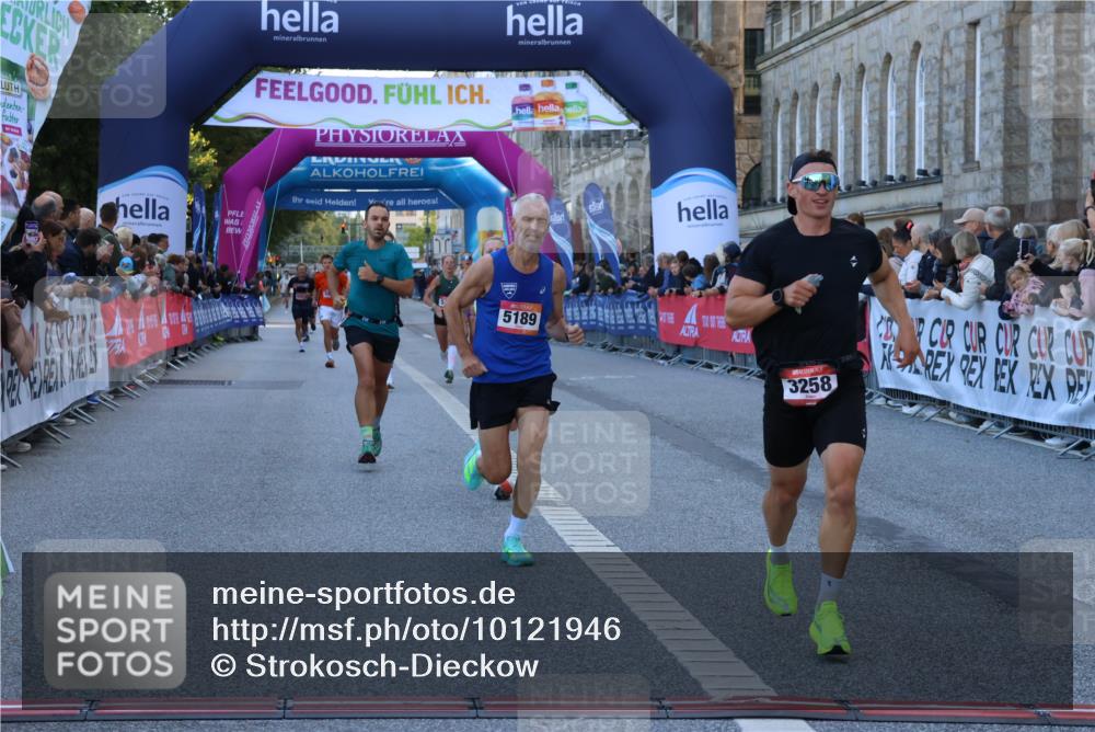 06.09.2026 - CURREX Alsterlauf Strokosch-Dieckow http://msf.ph/oto/10121946 06.09.2026 09:39:43 Ziel 2727, 3258, 3928, 4245, 4380, 5134, 5189, 5404, 6066 meine-sportfotos.de