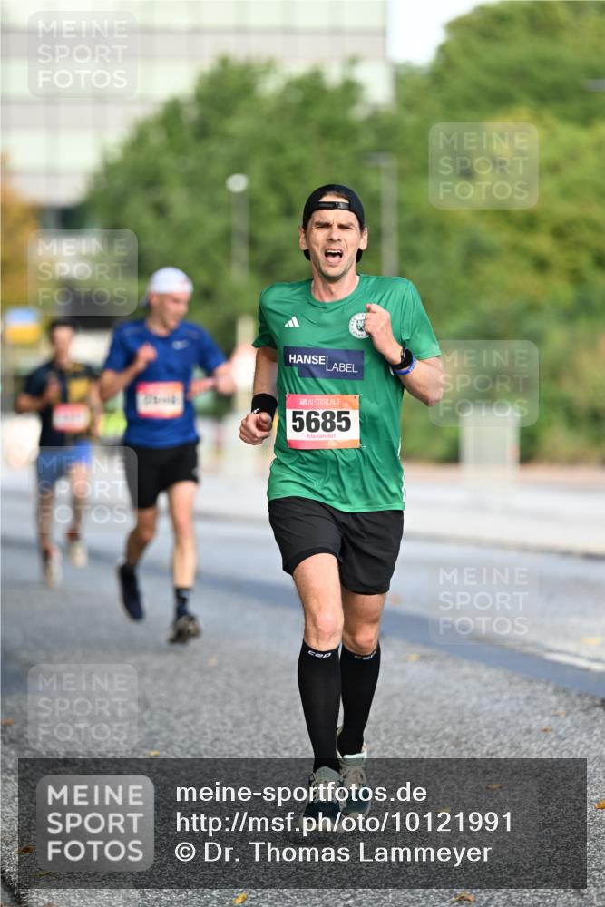 06.09.2026 - CURREX Alsterlauf Dr. Thomas Lammeyer http://msf.ph/oto/10121991 06.09.2026 09:36:44 Laufen 5685 meine-sportfotos.de