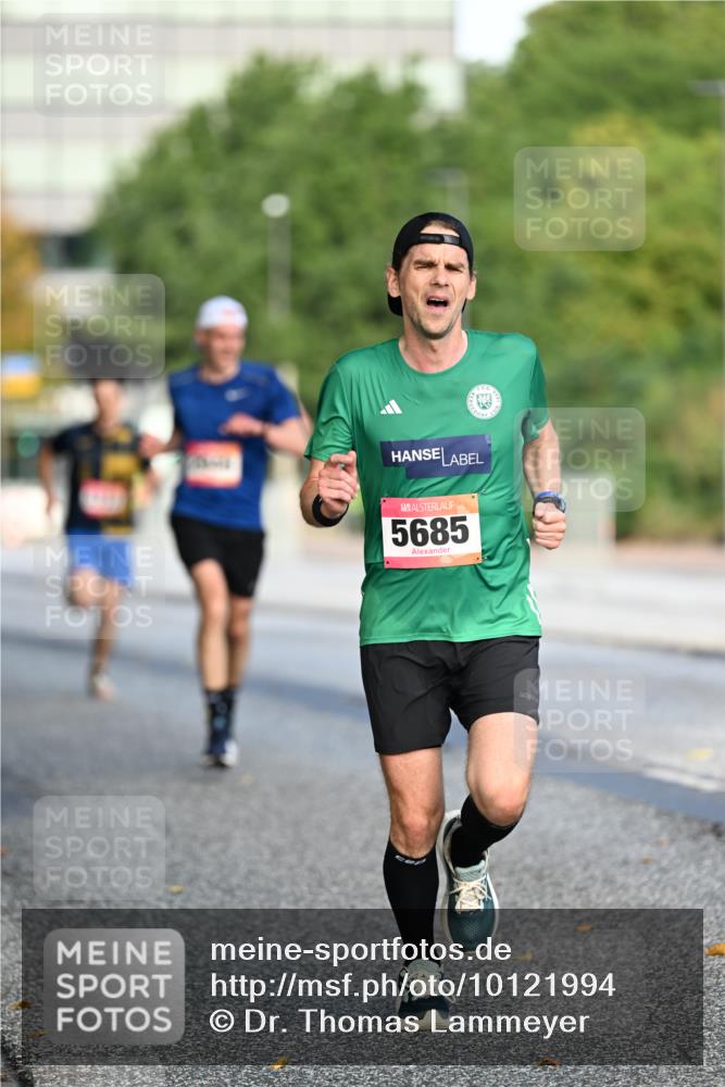 06.09.2026 - CURREX Alsterlauf Dr. Thomas Lammeyer http://msf.ph/oto/10121994 06.09.2026 09:36:44 Laufen 5685 meine-sportfotos.de
