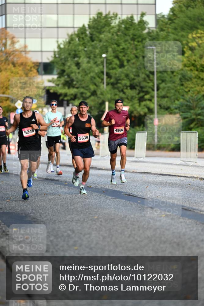 06.09.2026 - CURREX Alsterlauf Dr. Thomas Lammeyer http://msf.ph/oto/10122032 06.09.2026 09:36:49 Laufen 5246, 2727, 42, 195, 5639, 4866 meine-sportfotos.de