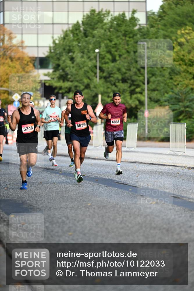 06.09.2026 - CURREX Alsterlauf Dr. Thomas Lammeyer http://msf.ph/oto/10122033 06.09.2026 09:36:49 Laufen 5246, 2727, 5639, 4866 meine-sportfotos.de