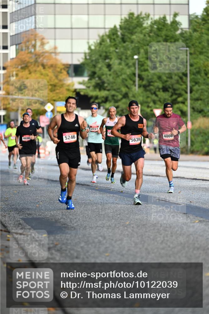 06.09.2026 - CURREX Alsterlauf Dr. Thomas Lammeyer http://msf.ph/oto/10122039 06.09.2026 09:36:50 Laufen 4698, 5246, 2727, 59, 4866, 5639 meine-sportfotos.de