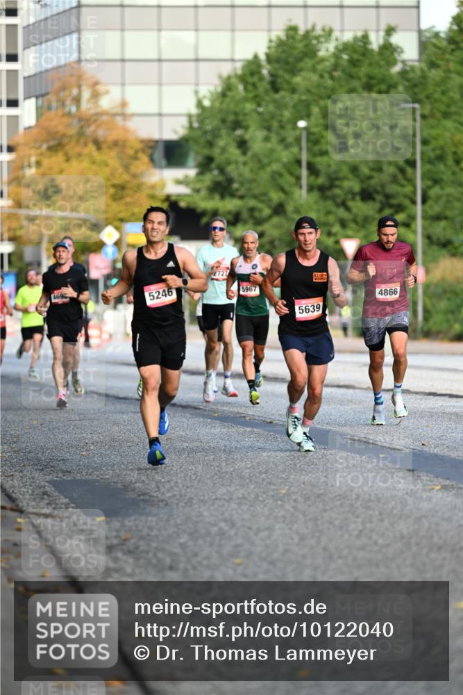 06.09.2026 - CURREX Alsterlauf Dr. Thomas Lammeyer http://msf.ph/oto/10122040 06.09.2026 09:36:50 Laufen 2727, 5246, 42, 195, 4866, 5967, 5639 meine-sportfotos.de