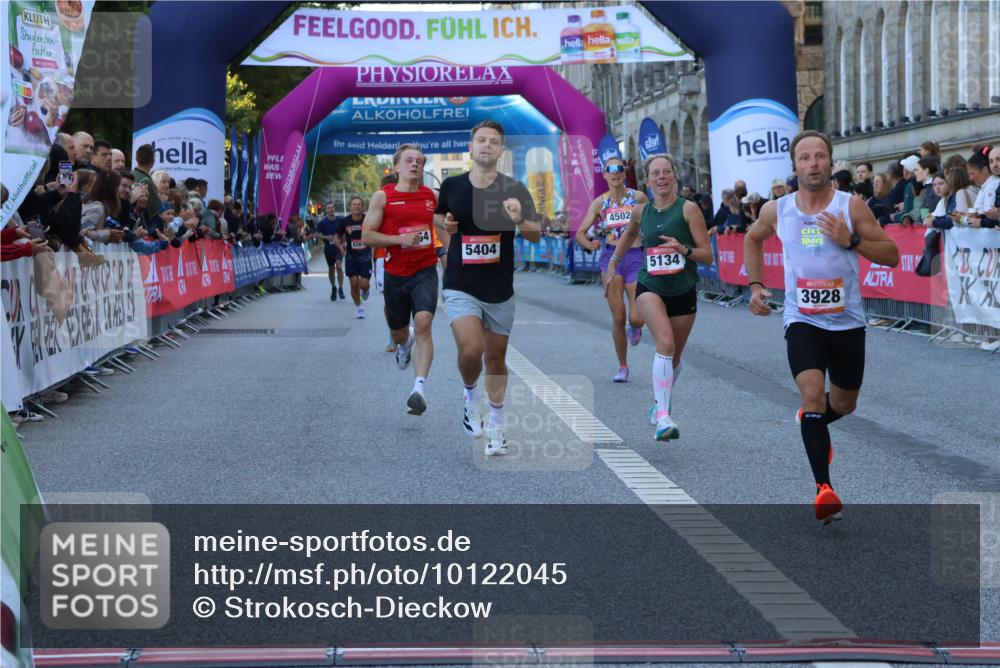 06.09.2026 - CURREX Alsterlauf Strokosch-Dieckow http://msf.ph/oto/10122045 06.09.2026 09:39:47 Ziel 3258, 3928, 4245, 4380, 4502, 5134, 5189, 5404, 5927, 6066, 8254 meine-sportfotos.de