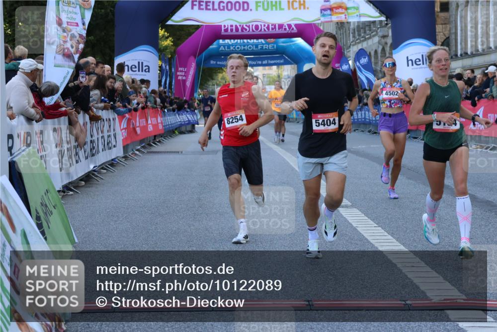 06.09.2026 - CURREX Alsterlauf Strokosch-Dieckow http://msf.ph/oto/10122089 06.09.2026 09:39:48 Ziel 3258, 3928, 4245, 4502, 5134, 5189, 5404, 5927, 6066, 8254 meine-sportfotos.de