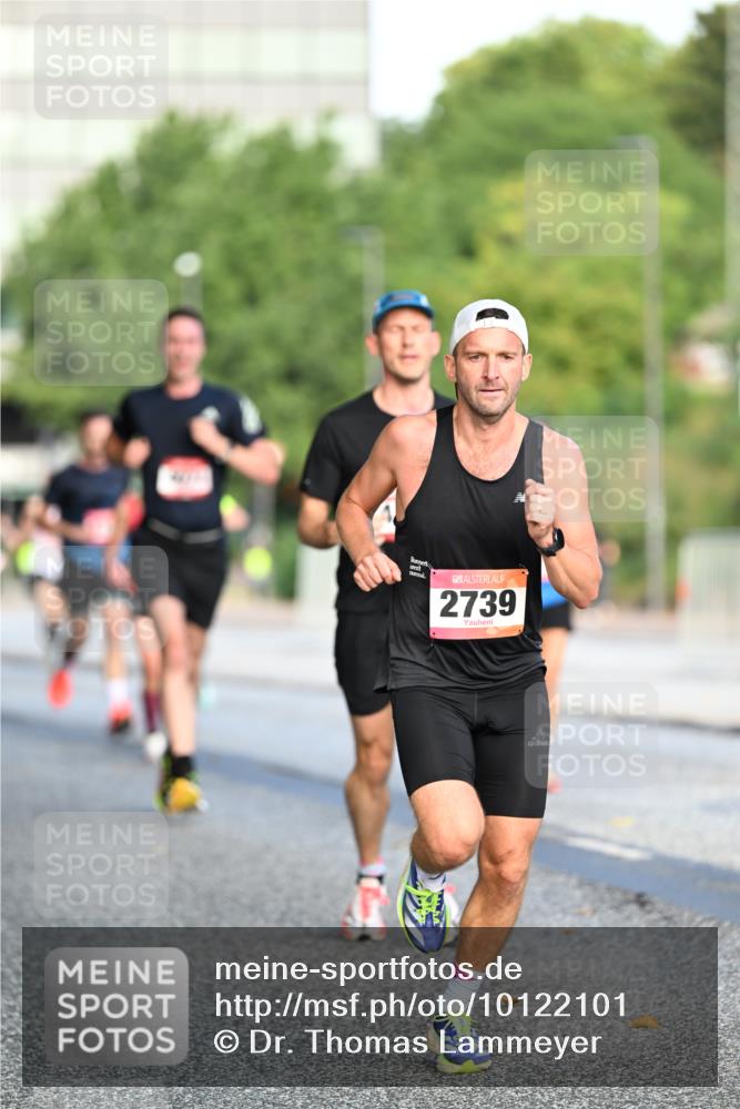 06.09.2026 - CURREX Alsterlauf Dr. Thomas Lammeyer http://msf.ph/oto/10122101 06.09.2026 09:36:56 Laufen 2739 meine-sportfotos.de