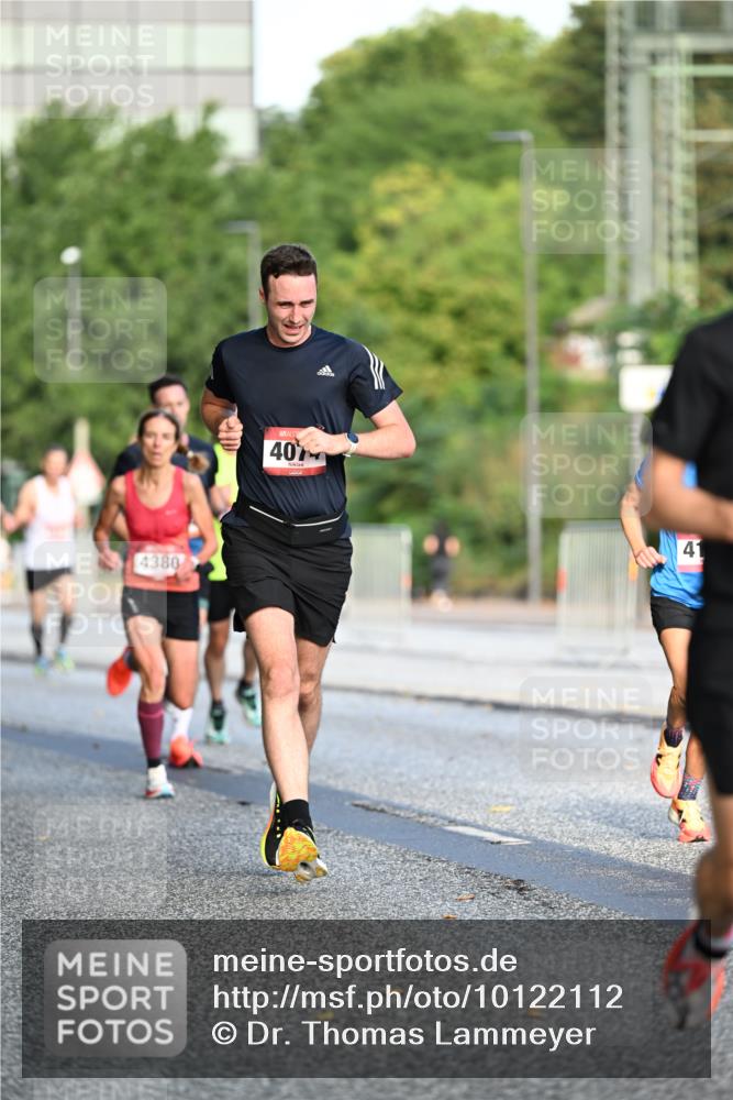 06.09.2026 - CURREX Alsterlauf Dr. Thomas Lammeyer http://msf.ph/oto/10122112 06.09.2026 09:36:57 Laufen 4380, 40, 41 meine-sportfotos.de