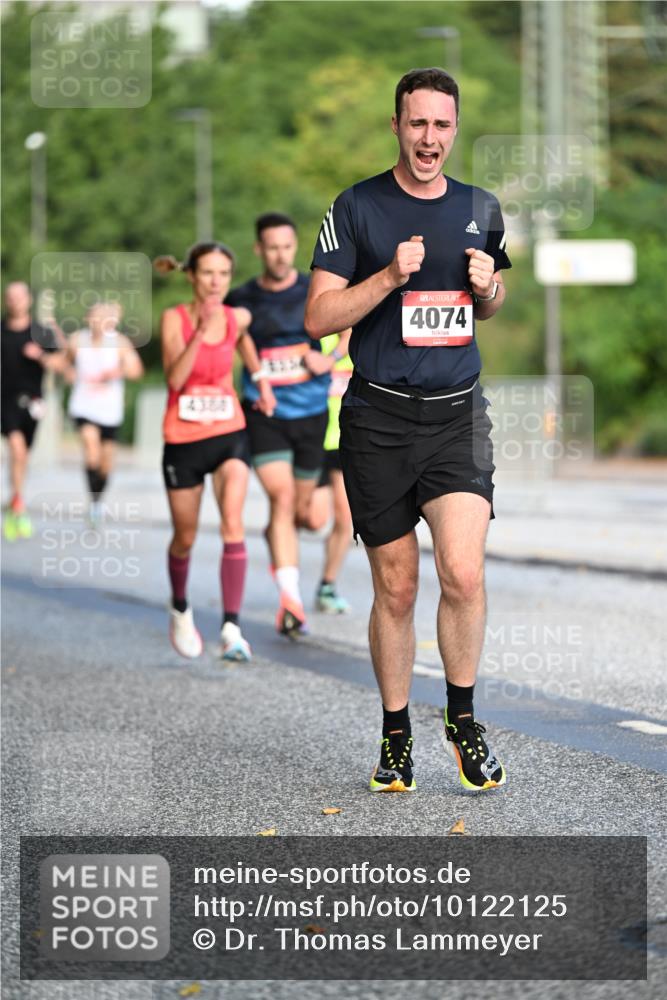 06.09.2026 - CURREX Alsterlauf Dr. Thomas Lammeyer http://msf.ph/oto/10122125 06.09.2026 09:36:58 Laufen 4380, 4074 meine-sportfotos.de