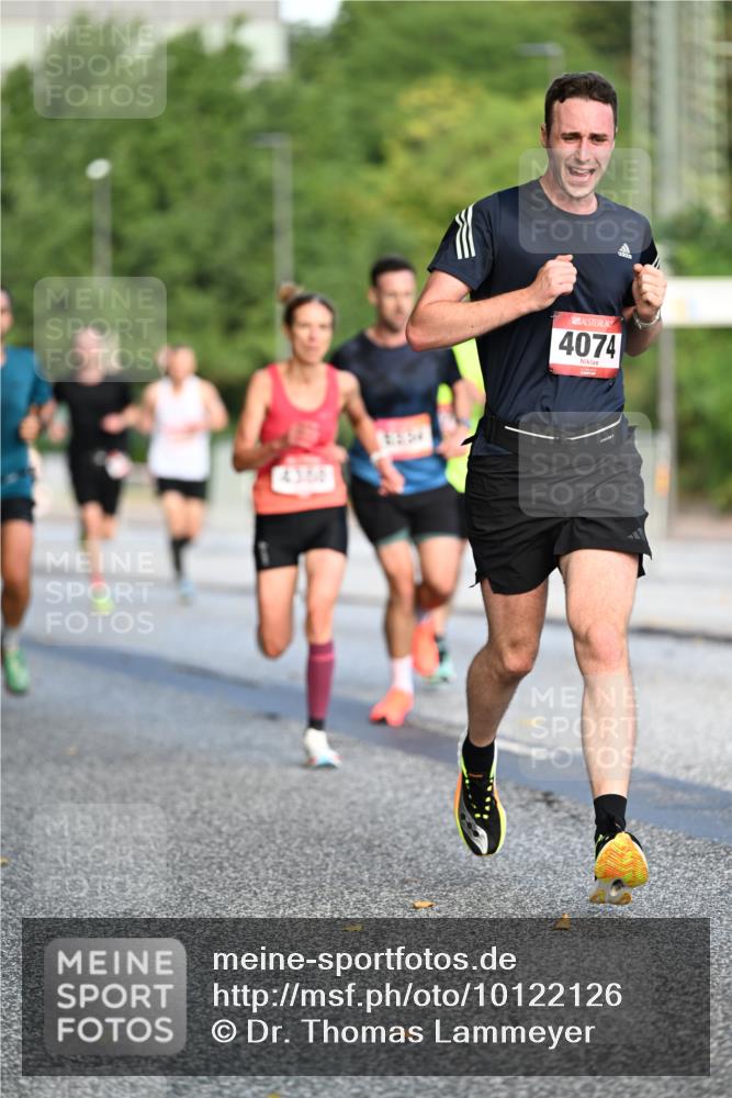 06.09.2026 - CURREX Alsterlauf Dr. Thomas Lammeyer http://msf.ph/oto/10122126 06.09.2026 09:36:58 Laufen 4380, 4074 meine-sportfotos.de