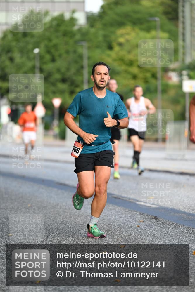 06.09.2026 - CURREX Alsterlauf Dr. Thomas Lammeyer http://msf.ph/oto/10122141 06.09.2026 09:37:00 Laufen 166 meine-sportfotos.de