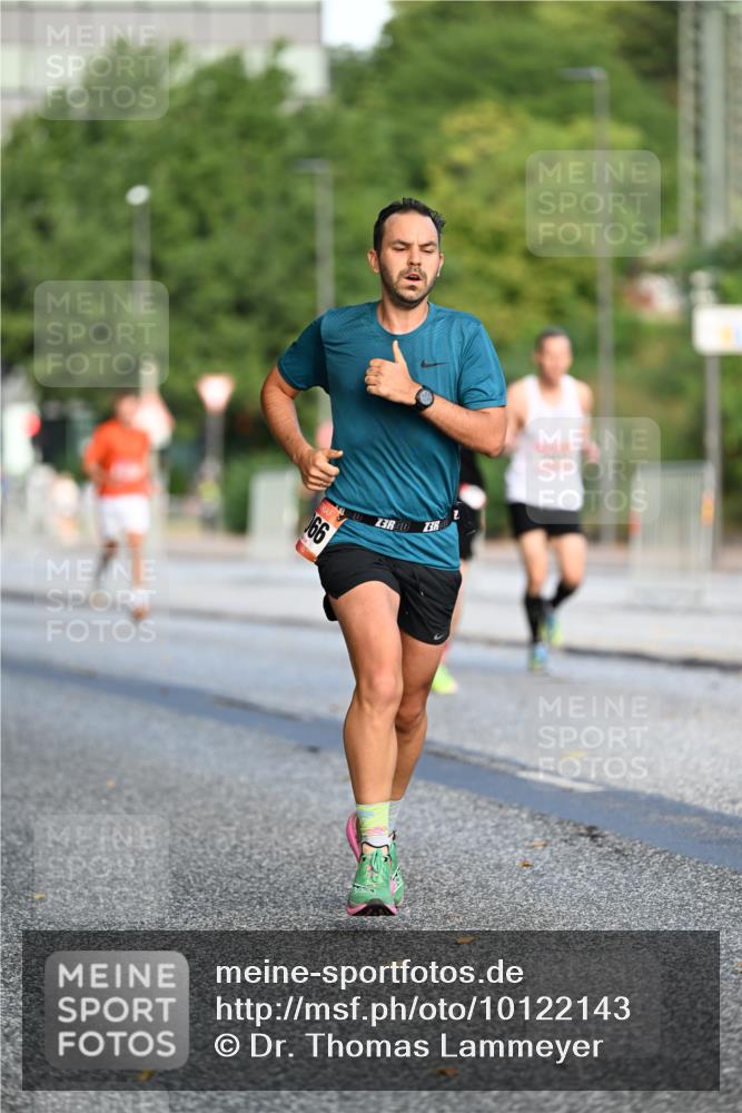 06.09.2026 - CURREX Alsterlauf Dr. Thomas Lammeyer http://msf.ph/oto/10122143 06.09.2026 09:37:01 Laufen 66, 3, 3 meine-sportfotos.de