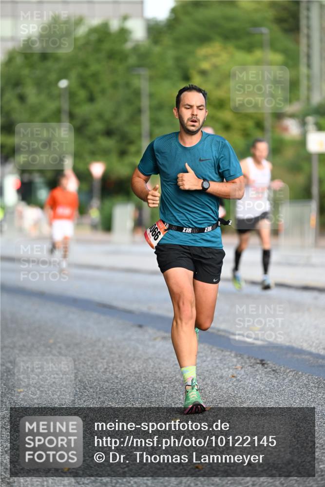 06.09.2026 - CURREX Alsterlauf Dr. Thomas Lammeyer http://msf.ph/oto/10122145 06.09.2026 09:37:01 Laufen 30, 3, 3, 066 meine-sportfotos.de