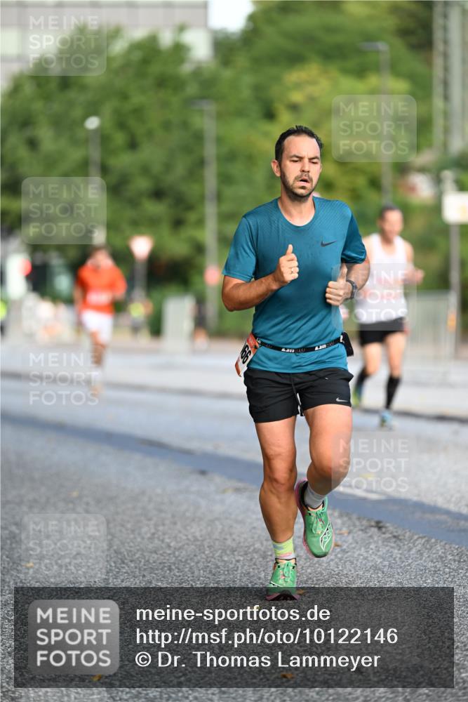 06.09.2026 - CURREX Alsterlauf Dr. Thomas Lammeyer http://msf.ph/oto/10122146 06.09.2026 09:37:01 Laufen  meine-sportfotos.de