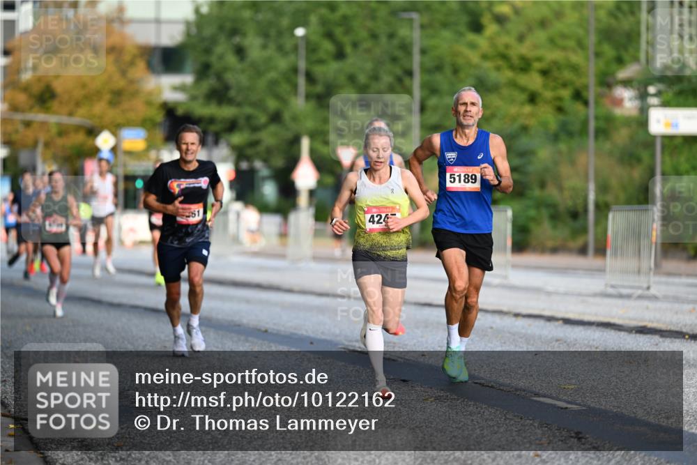06.09.2026 - CURREX Alsterlauf Dr. Thomas Lammeyer http://msf.ph/oto/10122162 06.09.2026 09:37:06 Laufen 424, 5189 meine-sportfotos.de