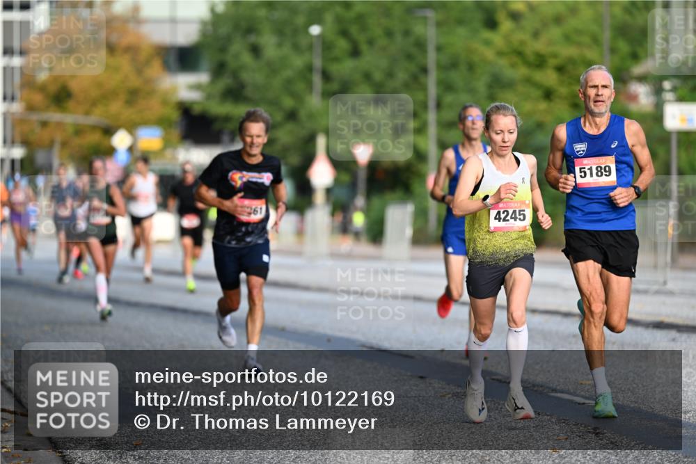06.09.2026 - CURREX Alsterlauf Dr. Thomas Lammeyer http://msf.ph/oto/10122169 06.09.2026 09:37:07 Laufen 4245, 5189 meine-sportfotos.de