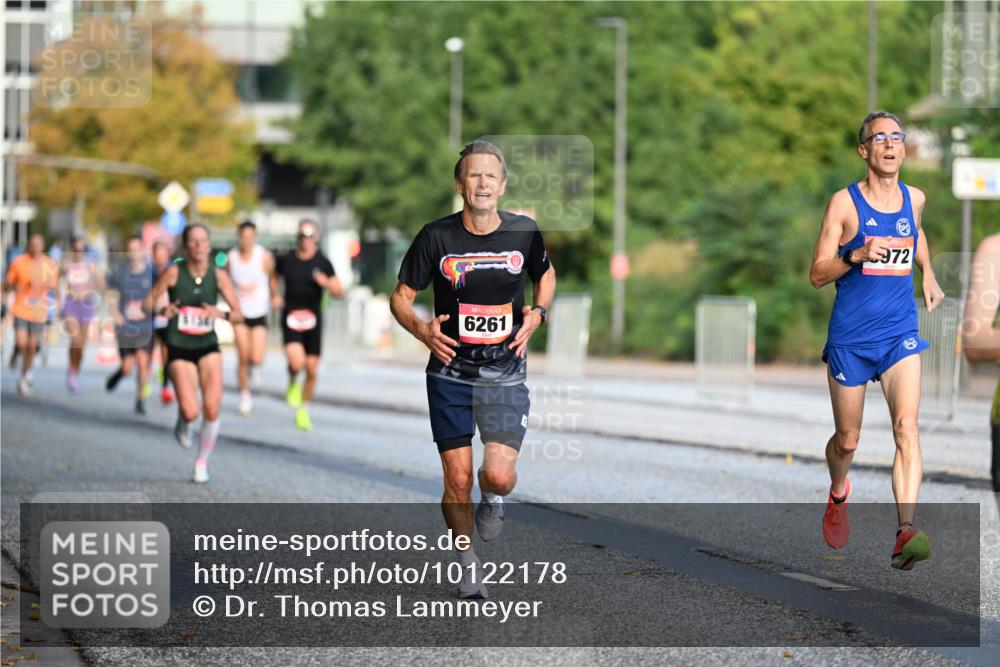 06.09.2026 - CURREX Alsterlauf Dr. Thomas Lammeyer http://msf.ph/oto/10122178 06.09.2026 09:37:08 Laufen 11, 6261, 972 meine-sportfotos.de