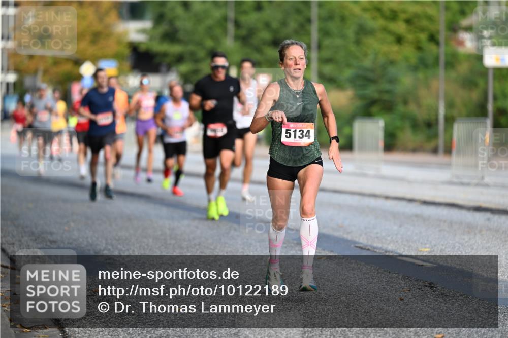 06.09.2026 - CURREX Alsterlauf Dr. Thomas Lammeyer http://msf.ph/oto/10122189 06.09.2026 09:37:12 Laufen 5134 meine-sportfotos.de