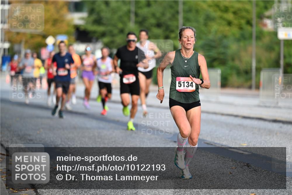 06.09.2026 - CURREX Alsterlauf Dr. Thomas Lammeyer http://msf.ph/oto/10122193 06.09.2026 09:37:12 Laufen 5134 meine-sportfotos.de