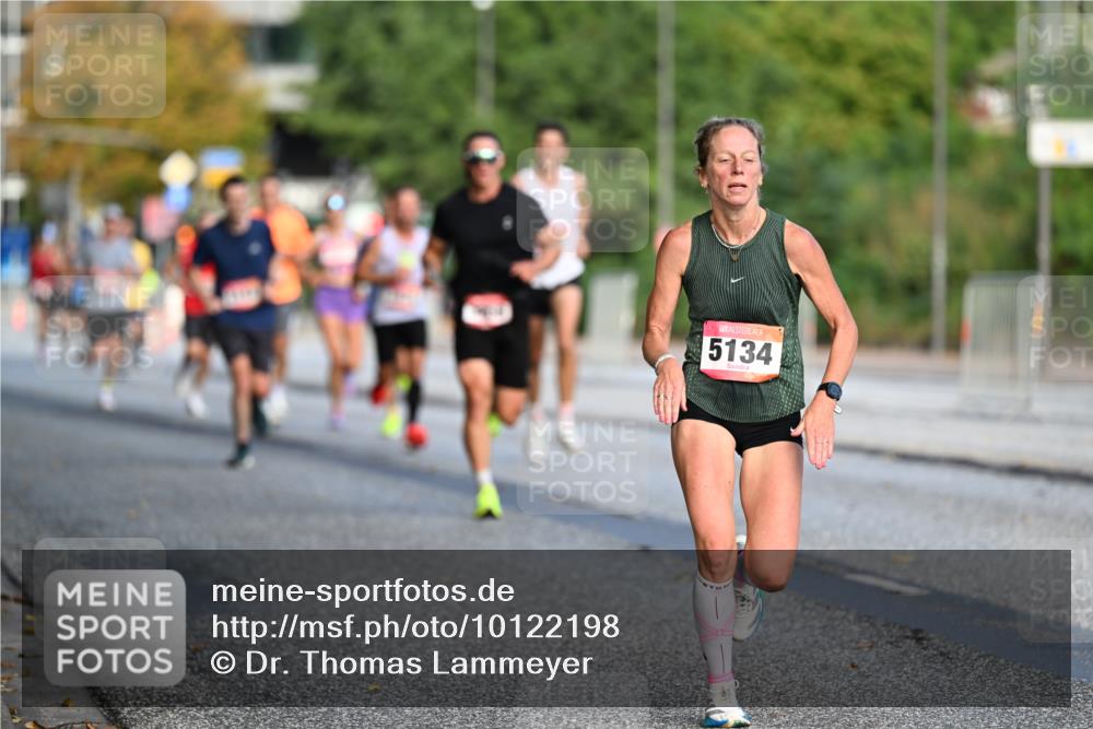 06.09.2026 - CURREX Alsterlauf Dr. Thomas Lammeyer http://msf.ph/oto/10122198 06.09.2026 09:37:13 Laufen 5134 meine-sportfotos.de