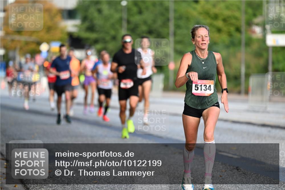 06.09.2026 - CURREX Alsterlauf Dr. Thomas Lammeyer http://msf.ph/oto/10122199 06.09.2026 09:37:13 Laufen 5134 meine-sportfotos.de