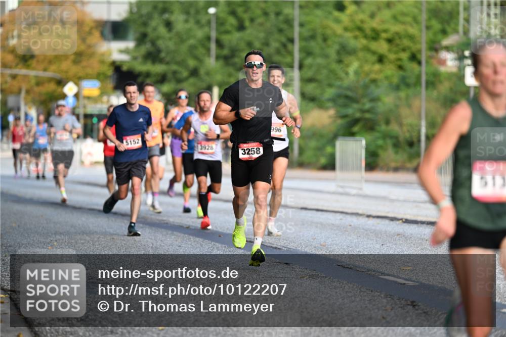06.09.2026 - CURREX Alsterlauf Dr. Thomas Lammeyer http://msf.ph/oto/10122207 06.09.2026 09:37:14 Laufen 5152, 3928, 3258, 996, 513 meine-sportfotos.de