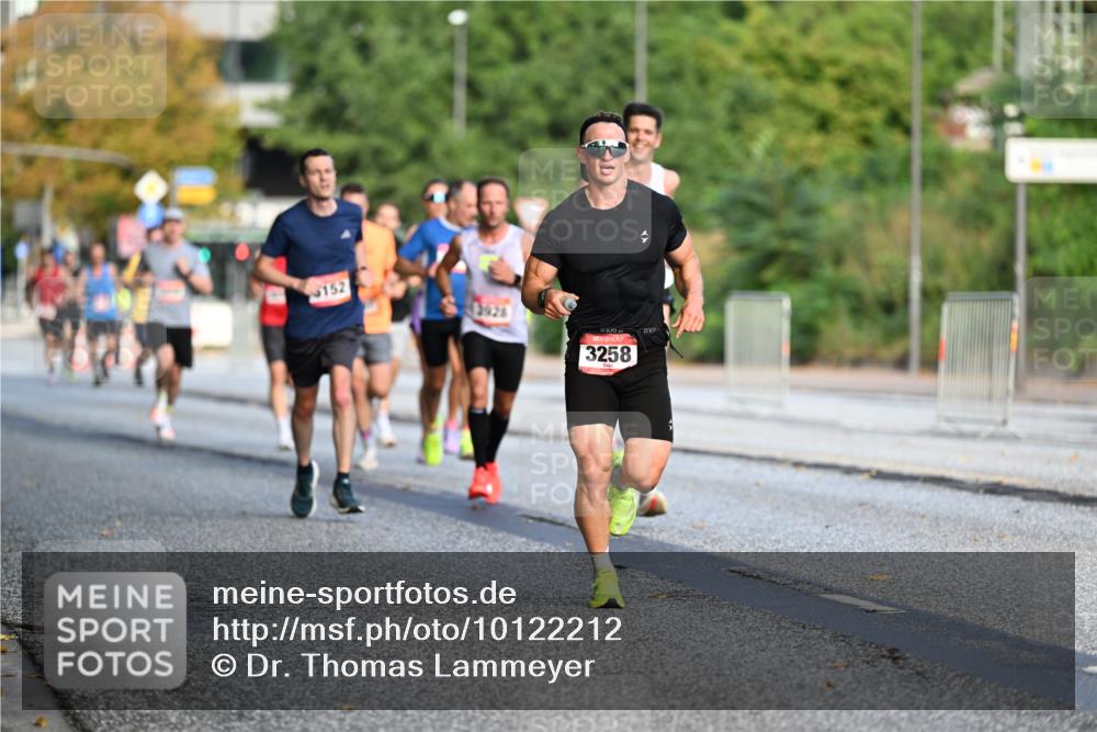 06.09.2026 - CURREX Alsterlauf Dr. Thomas Lammeyer http://msf.ph/oto/10122212 06.09.2026 09:37:14 Laufen 152, 00002, 3258 meine-sportfotos.de