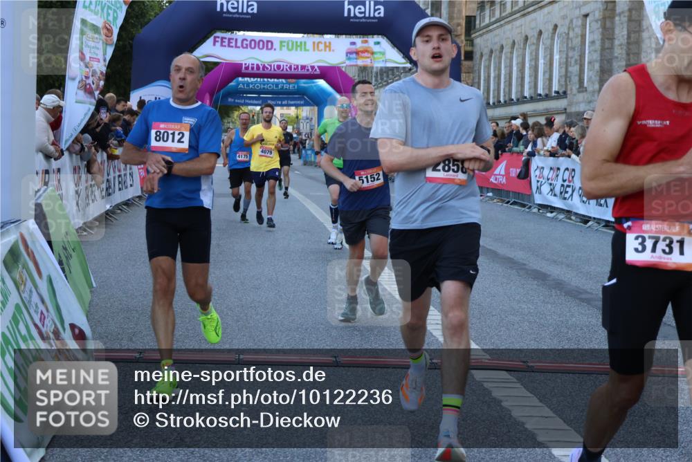06.09.2026 - CURREX Alsterlauf Strokosch-Dieckow http://msf.ph/oto/10122236 06.09.2026 09:39:57 Ziel 2858, 3667, 3731, 3950, 4079, 4175, 4699, 5152, 5927, 5996, 6261, 8012 meine-sportfotos.de
