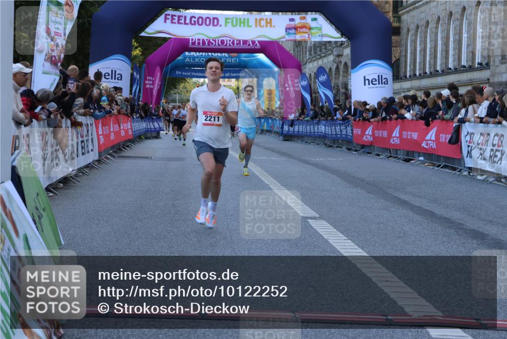 06.09.2026 - CURREX Alsterlauf Strokosch-Dieckow http://msf.ph/oto/10122252 06.09.2026 09:40:05 Ziel 2211, 3300, 3950, 4079, 4175, 4699, 5925 meine-sportfotos.de