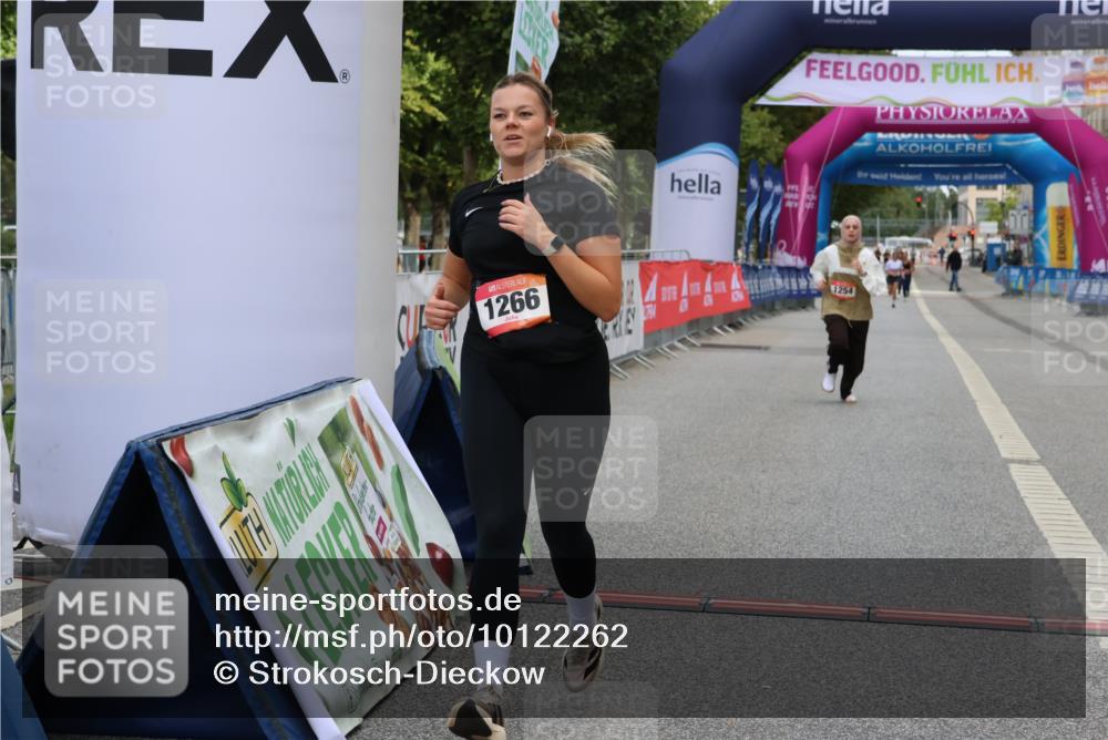 06.09.2026 - CURREX Alsterlauf Strokosch-Dieckow http://msf.ph/oto/10122262 06.09.2026 12:06:19 Ziel 1120, 1200, 1215, 1254, 1266 meine-sportfotos.de