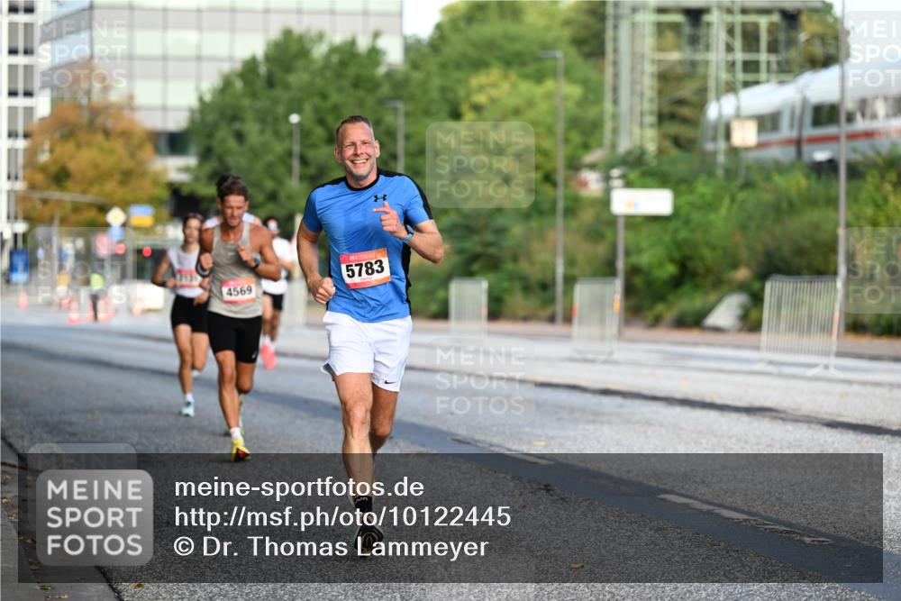 06.09.2026 - CURREX Alsterlauf Dr. Thomas Lammeyer http://msf.ph/oto/10122445 06.09.2026 09:37:45 Laufen 4569, 5783 meine-sportfotos.de