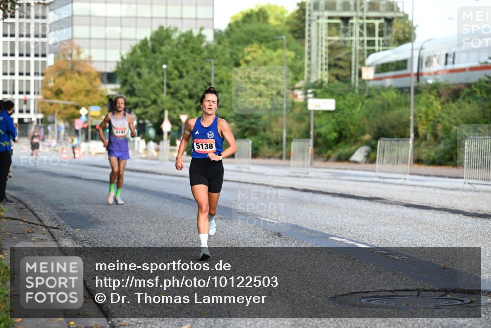 06.09.2026 - CURREX Alsterlauf Dr. Thomas Lammeyer http://msf.ph/oto/10122503 06.09.2026 09:37:56 Laufen 5138 meine-sportfotos.de