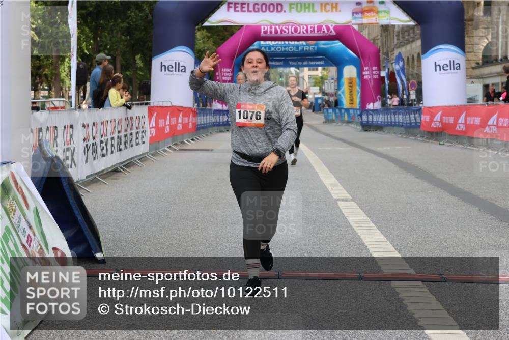 06.09.2026 - CURREX Alsterlauf Strokosch-Dieckow http://msf.ph/oto/10122511 06.09.2026 12:07:29 Ziel 1076 meine-sportfotos.de