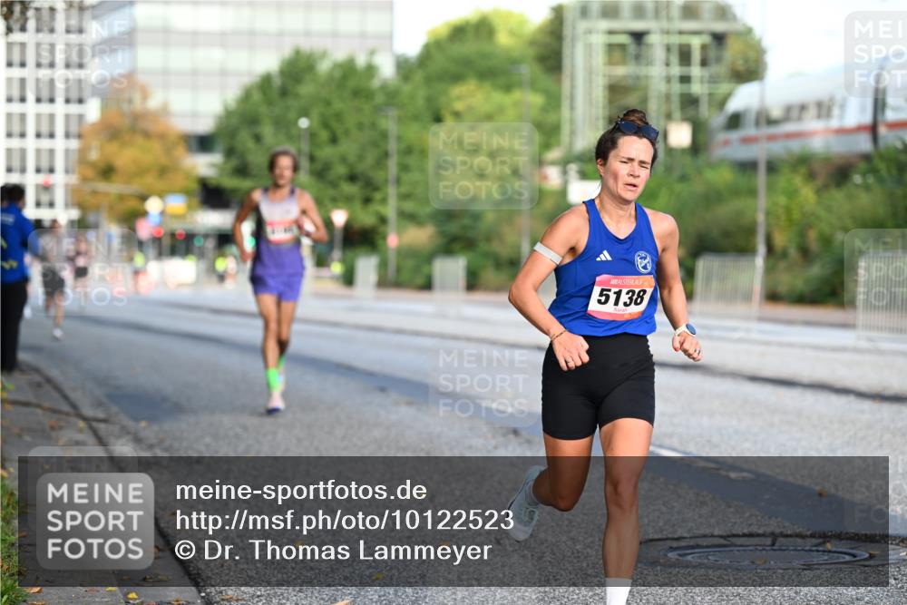06.09.2026 - CURREX Alsterlauf Dr. Thomas Lammeyer http://msf.ph/oto/10122523 06.09.2026 09:37:58 Laufen 5138 meine-sportfotos.de