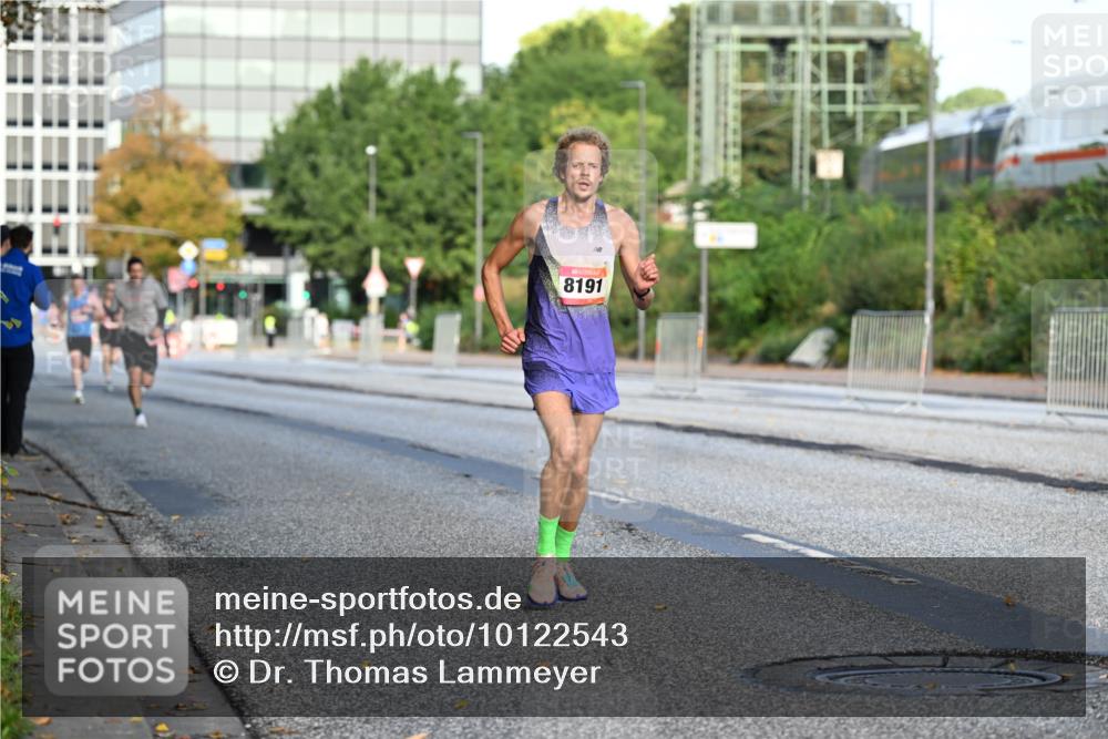 06.09.2026 - CURREX Alsterlauf Dr. Thomas Lammeyer http://msf.ph/oto/10122543 06.09.2026 09:38:00 Laufen 8191 meine-sportfotos.de