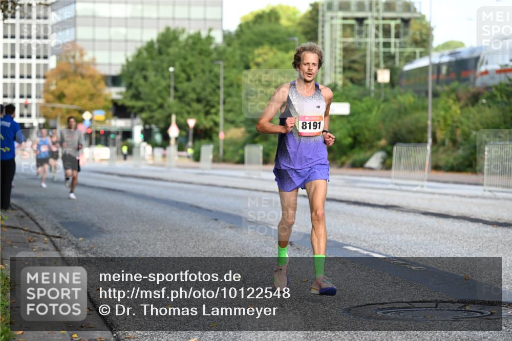 06.09.2026 - CURREX Alsterlauf Dr. Thomas Lammeyer http://msf.ph/oto/10122548 06.09.2026 09:38:00 Laufen 8191 meine-sportfotos.de
