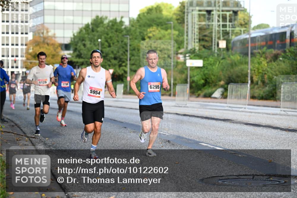 06.09.2026 - CURREX Alsterlauf Dr. Thomas Lammeyer http://msf.ph/oto/10122602 06.09.2026 09:38:08 Laufen 6129, 3786, 5954, 6295 meine-sportfotos.de