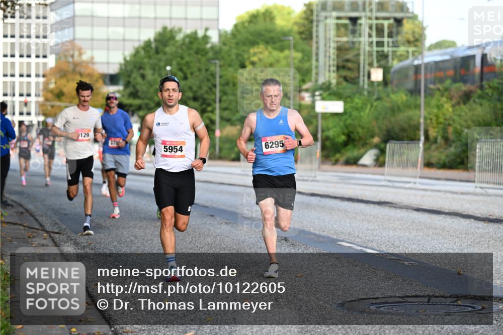 06.09.2026 - CURREX Alsterlauf Dr. Thomas Lammeyer http://msf.ph/oto/10122605 06.09.2026 09:38:08 Laufen 129, 5954, 6295 meine-sportfotos.de
