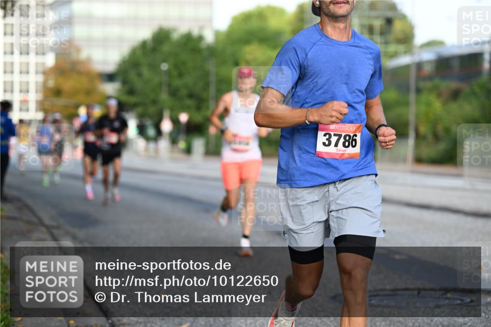 06.09.2026 - CURREX Alsterlauf Dr. Thomas Lammeyer http://msf.ph/oto/10122650 06.09.2026 09:38:12 Laufen 3786 meine-sportfotos.de