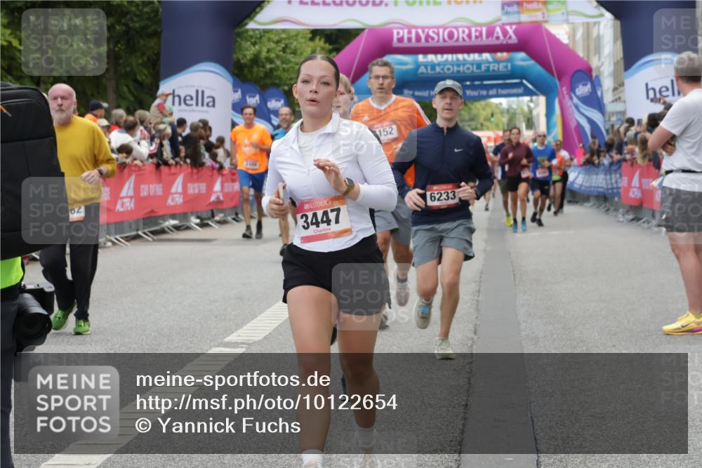 06.09.2026 - CURREX Alsterlauf Yannick Fuchs http://msf.ph/oto/10122654 06.09.2026 10:02:25 Ziel 2147, 2817, 3062, 3447, 3613, 4363, 4459, 4817, 4872, 5075, 5079, 5328, 5539, 5540, 5655, 5772, 5893, 6152, 6207, 6233 meine-sportfotos.de